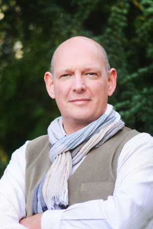 LegrasRomain-portrait-300x450.jpg